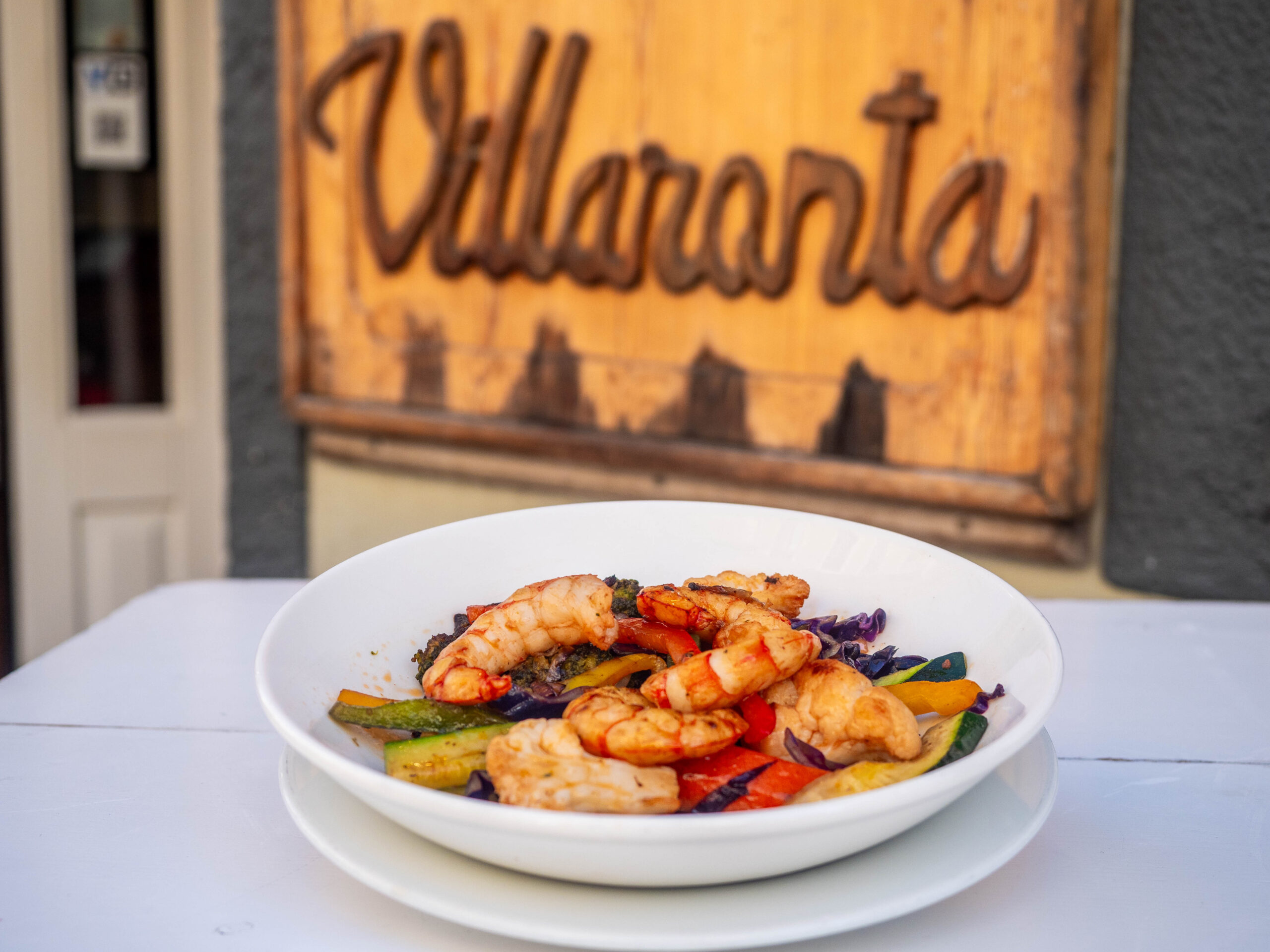 Pulpería Casa Villaronta en Ribadeo: langostinos con verduras